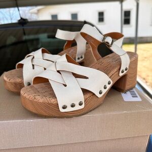 Kork Ease Tia Cream Sandals